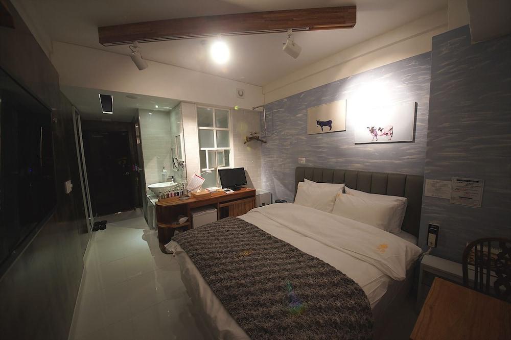 February Hotel Apsan Daegu Bagian luar foto