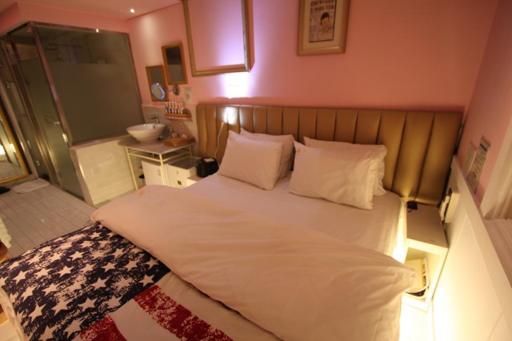 February Hotel Apsan Daegu Bagian luar foto