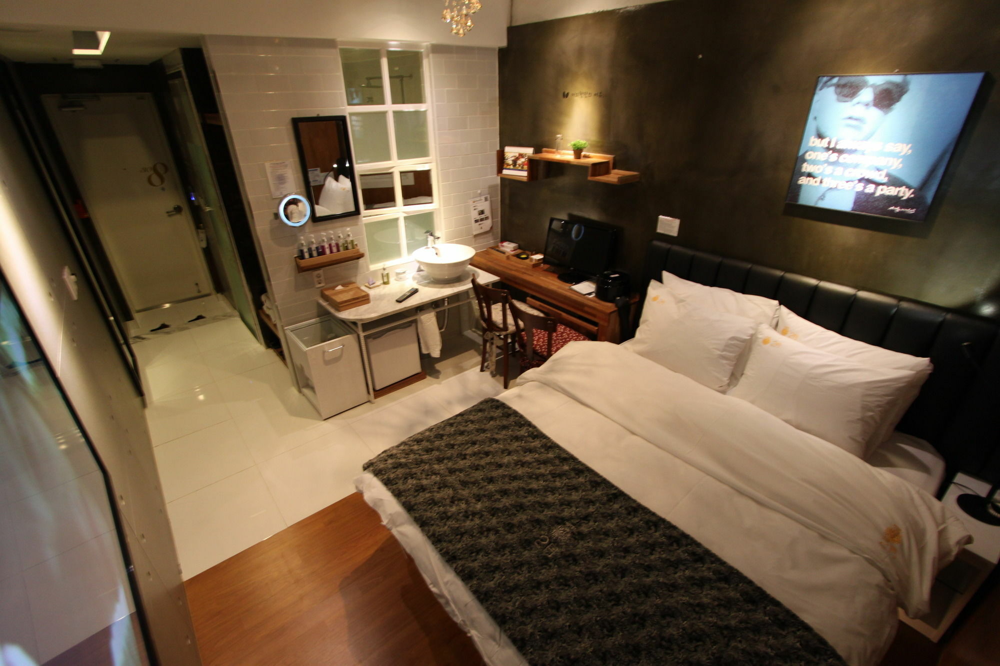 February Hotel Apsan Daegu Bagian luar foto